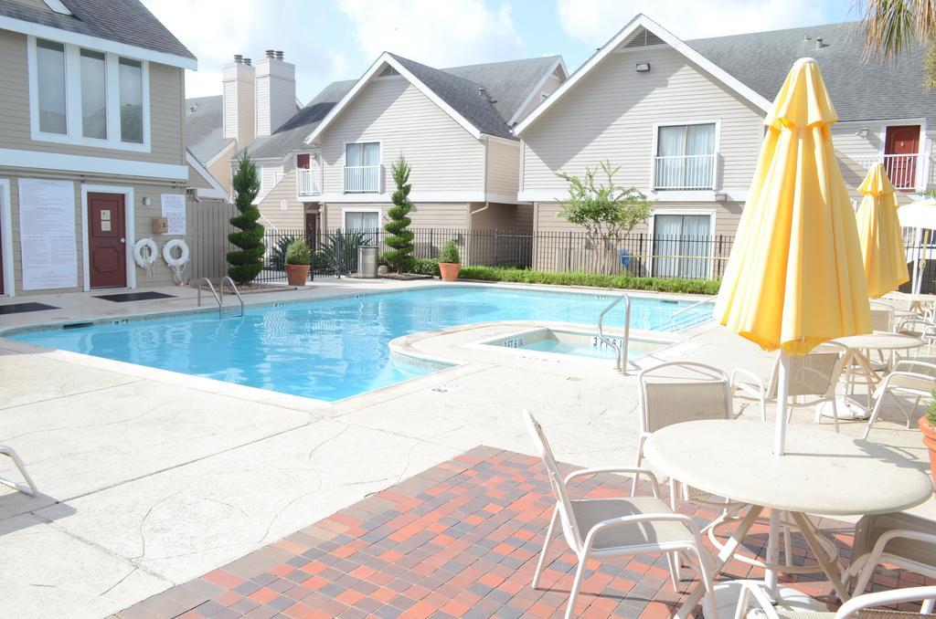 Moody Manor Aparthotel Houston Exterior photo
